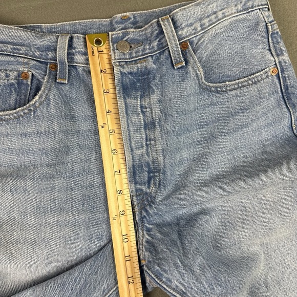 Levi's 501 Jeans Women's Size 29x26 Button Fly Light Wash Blue - Picture 6 of 12